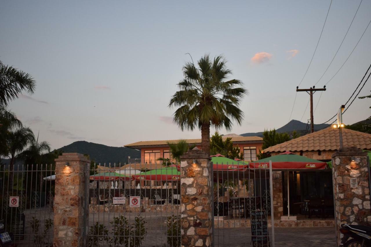 Almyra Holiday Village Edipsos Exterior foto